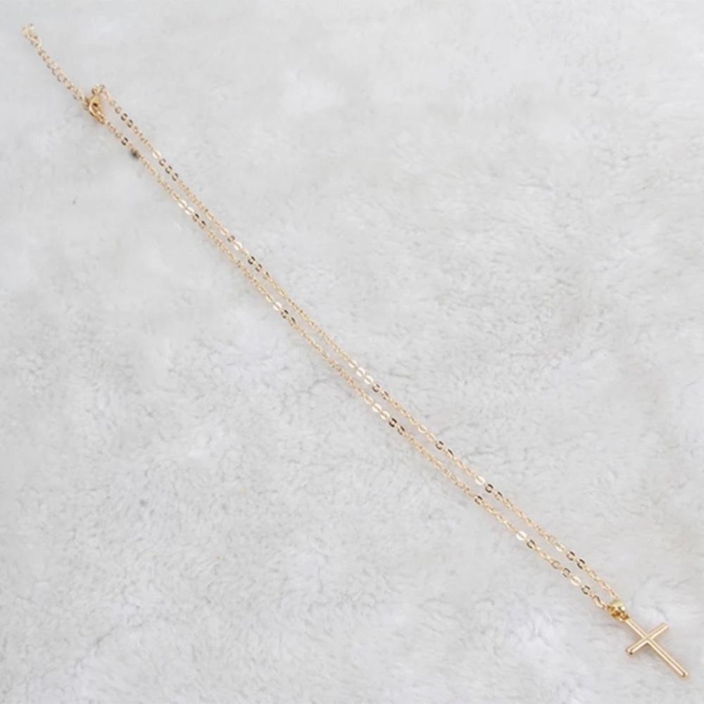 Gorgeous Gold Pendant Cross Choker Necklace - Picture 4 of 4